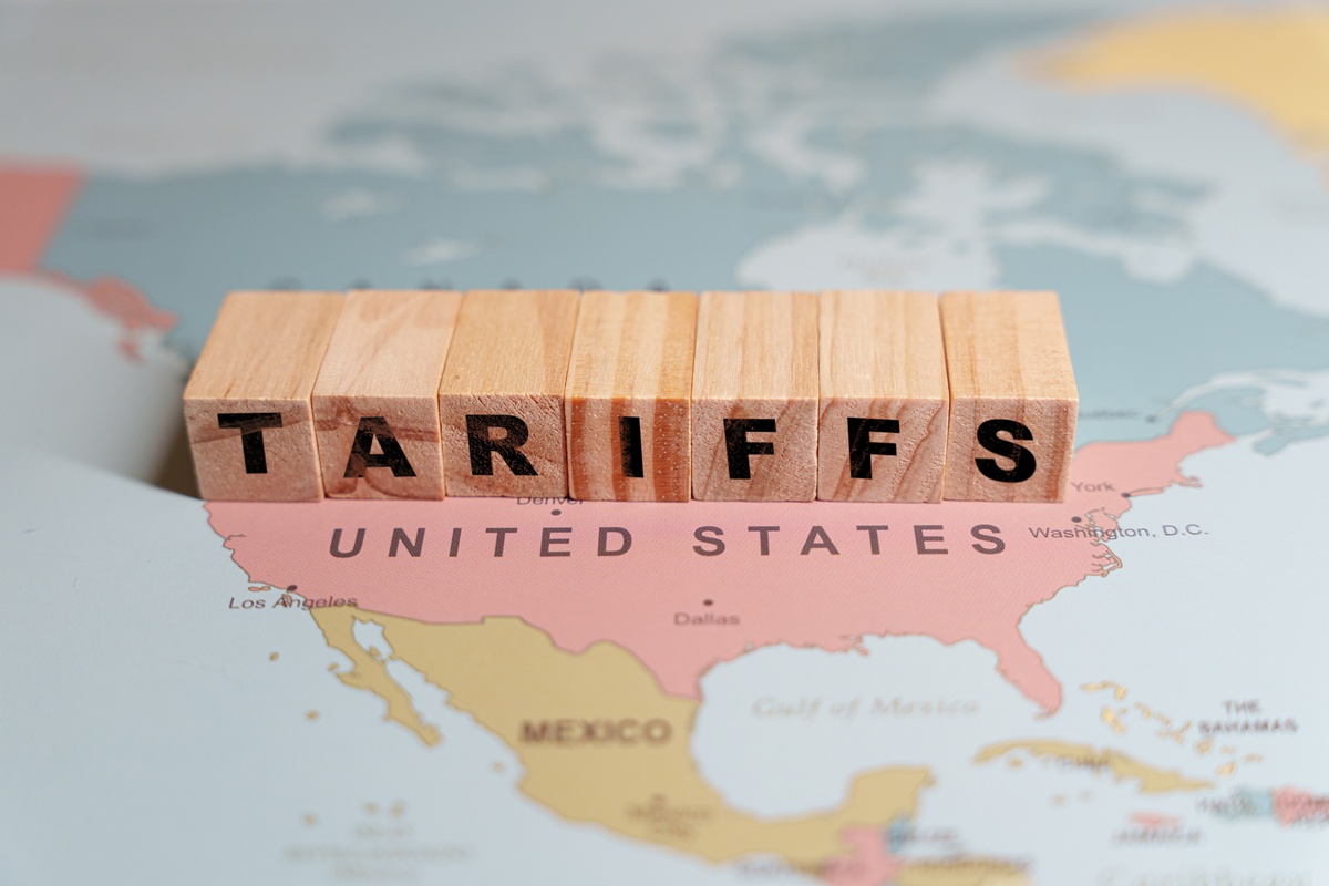 Americans cut back on spending as tariffs fuel a new age of caution