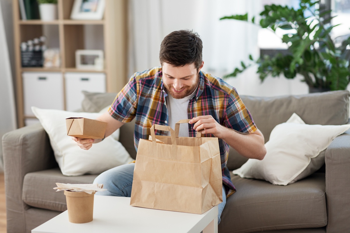 Restaurants Are Losing Their Tables to Delivery Apps
