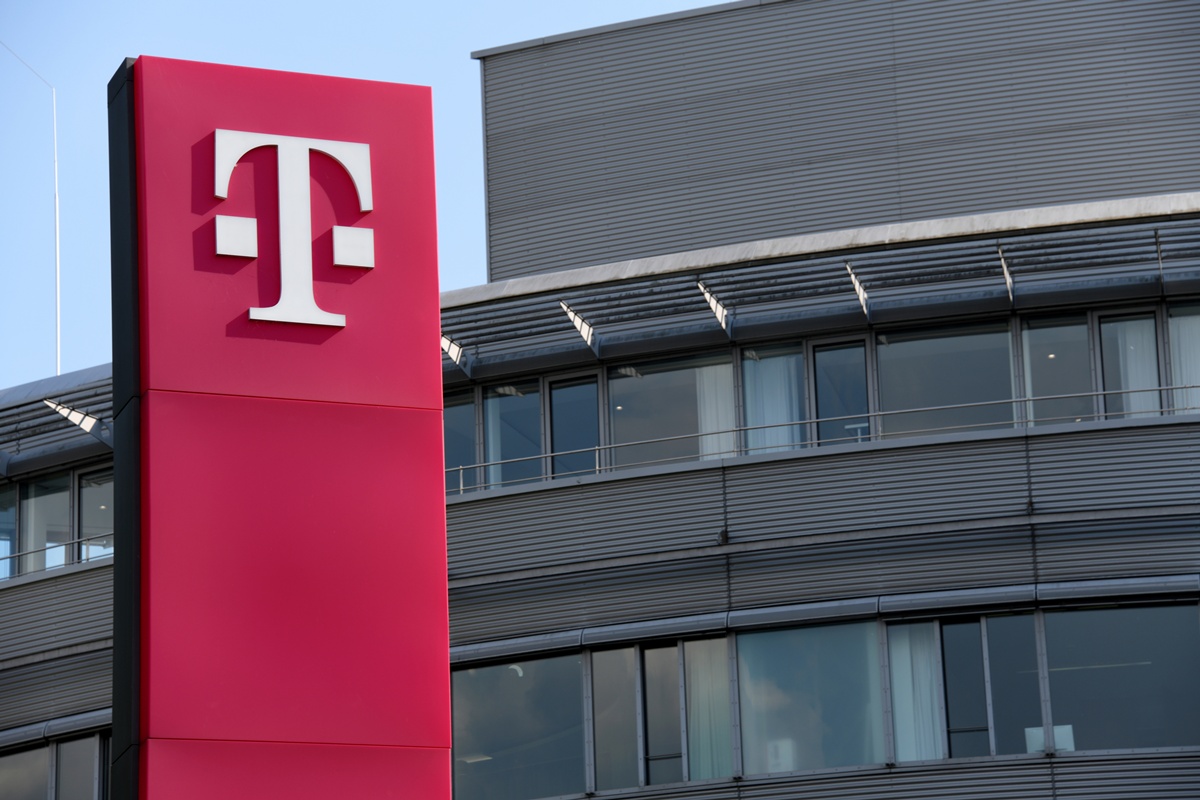 Deutsche Telekom Speeds Up Security Updates with IBM’s AI Tool