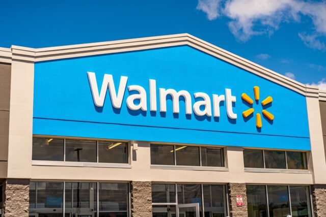 Walmart Launches AI to Help 1.5 Million Workers Communicate in 44 Languages