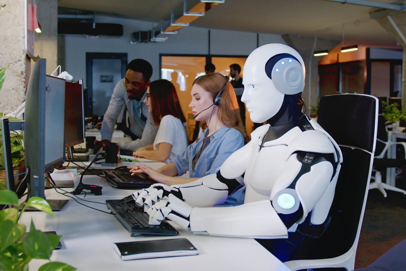 Zendesk’s AI Now Writes, Watches, and Warns in Real Time