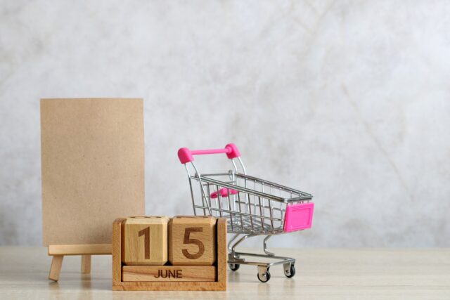 The New Holiday Shopping Calendar: Starts in Summer, Powered by AI