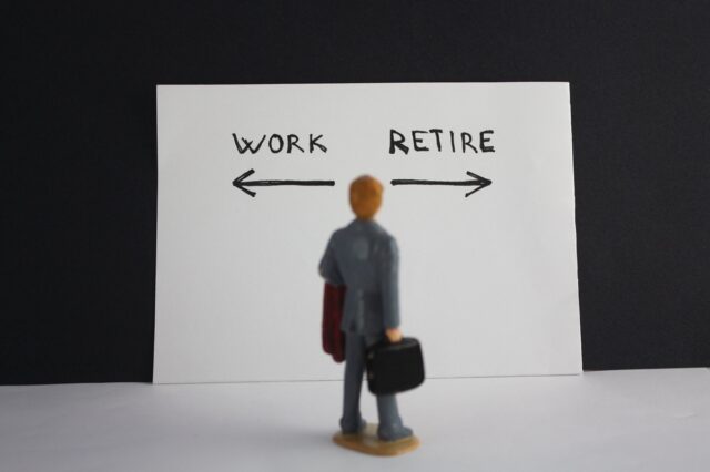 Mini Retirements Gain Momentum as U.S. Workers Redesign Life Plans