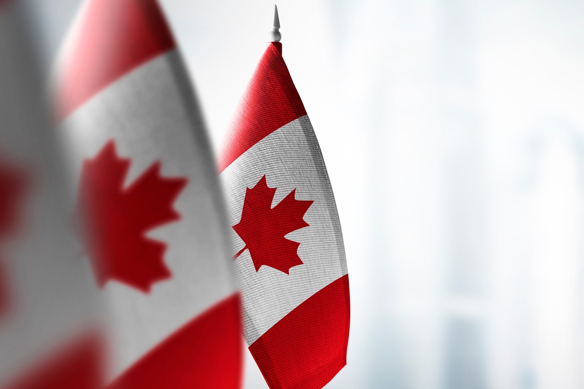 TELUS and RingCentral Expand AI Business Communications in Canada