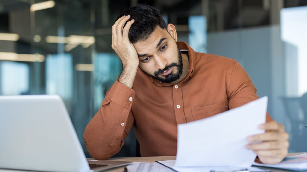 Quiet Cracking and CX How Employee Experience Fractures Customer Satisfaction