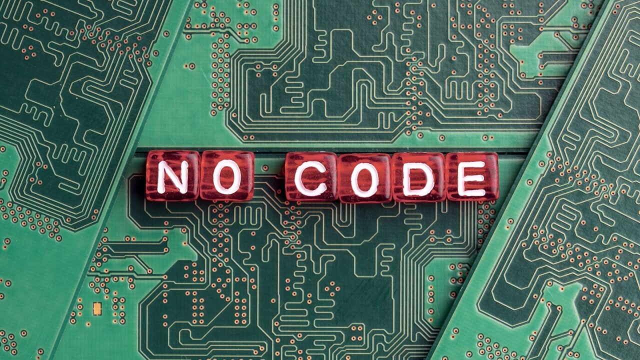 The Best No-Code AI Agent Builders and No-Code AI Platforms for CX Teams